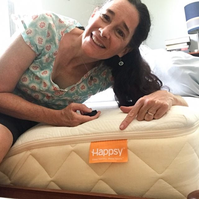 Happsy Mattress  - woman on bed