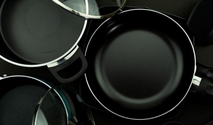 black Non stick pans 