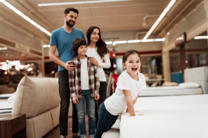 family shopping for a mattress