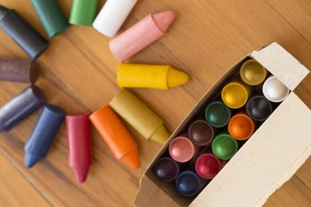 Honeysticks crayons and other non-toxic art supplies 