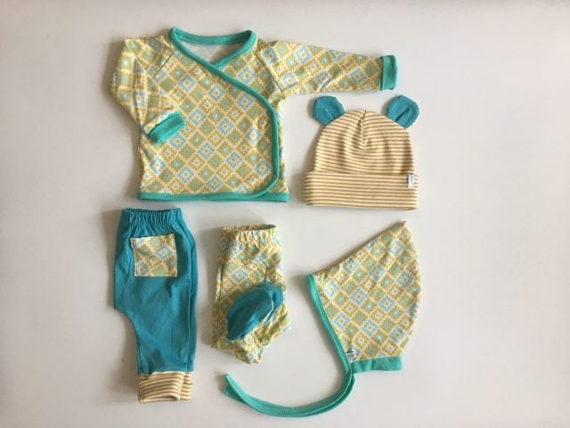 Organic cotton unisex layette