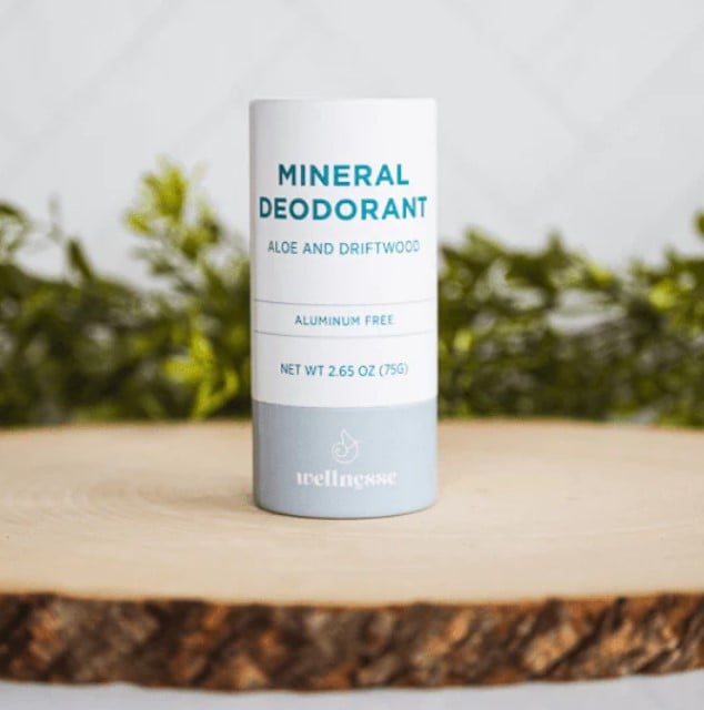 Wellnesse mineral deodorant aloe and driftwood scent