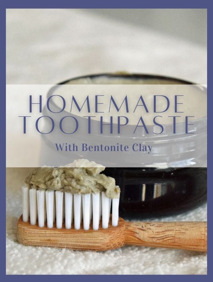 Selfmade Toothpaste Made with Bentonite Clay & Coconut Oil